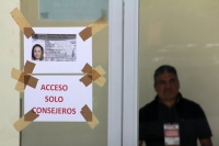 Domingo 30 de julio del 2017. Tuxtla Gutiérrez. La primera Sesión Extraordinaria del Consejo Estatal del partido Morena se realiza a puerta cerrada donde inician los procesos previos a las elección de representantes polÃticos. Domingo 30 de julio del 2017. Tuxtla Gutiérrez. La primera Sesión Extraordinaria del Consejo Estatal del partido Morena se realiza a puerta cerrada donde inician los procesos previos a las elección de representantes polÃticos.