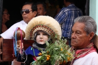 Viernes 23 de octubre del 2015. Tuxtla Gutiérrez. Las imágenes de las VÃrgenes de Copoya y sus priostes inician el recorrido de regreso hacia esta comunidad ubicada a escasos kilómetros de la capital de Chiapas donde permanecieron por tercera vez en el añ Viernes 23 de octubre del 2015. Tuxtla Gutiérrez. Las imágenes de las VÃrgenes de Copoya y sus priostes inician el recorrido de regreso hacia esta comunidad ubicada a escasos kilómetros de la capital de Chiapas donde permanecieron por tercera vez en el añ