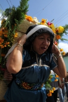 Viernes 23 de octubre del 2015. Tuxtla Gutiérrez. Las imágenes de las Vírgenes de Copoya y sus priostes inician el recorrido de regreso hacia esta comunidad ubicada a escasos kilómetros de la capital de Chiapas donde permanecieron por tercera vez en el añ