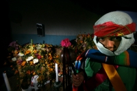 Jueves 14 de octubre. Copoya. (25 fotos)Las celebraciones de la Virgen del Rosario y Olaechea inicia esta mañana en la comunidad Copoya donde las autoridades tradicionales realizan las danzas y rezos según la etnia zoque para trasladar dentro de cajones p