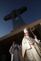 Miércoles 25 de abril del 2012. Christopher Pierre durante la ceremonia litúrgica de esta tarde en el Cristo de Copoya.