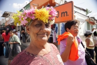 Martes 23 de noviembre. Las flores de la Patria Nueva. Esta mañana se celebro un año más de la regularización y fundación de la popular colonia Patria Nueva en el oriente de la ciudad de Tuxtla Gutiérrez, por lo que los más viejos pobladores recordaron lo