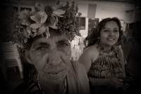 Martes 23 de noviembre. Las flores de la Patria Nueva. Esta mañana se celebro un año más de la regularización y fundación de la popular colonia Patria Nueva en el oriente de la ciudad de Tuxtla Gutiérrez, por lo que los más viejos pobladores recordaron lo