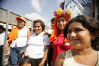 Martes 23 de noviembre. Las flores de la Patria Nueva. Esta mañana se celebro un año más de la regularización y fundación de la popular colonia Patria Nueva en el oriente de la ciudad de Tuxtla Gutiérrez, por lo que los más viejos pobladores recordaron lo