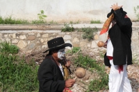 Jueves 20 de junio del 2019. Tuxtla Gutiérrez. Las familias pertenecientes a la comunidad Zoque recorren las calles con el rostro pintado de blanco durante las celebraciones del dÃa de Corpus Jueves 20 de junio del 2019. Tuxtla Gutiérrez. Las familias pertenecientes a la comunidad Zoque recorren las calles con el rostro pintado de blanco durante las celebraciones del dÃa de Corpus