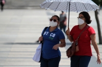 Lunes 13 de julio del 2020. Tuxtla Gutiérrez. Aspectos del uso del cubre-bocas en el primer cuadro de la ciudad