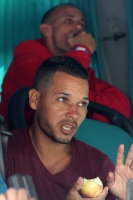 Miércoles 13 de enero del 2016. Tapachula. el primer grupo de cubanos procedentes de Costa Rica atraviesa la frontera sur de México por Ciudad Hidalgo-Tecum Uman donde tramitan el Documento Provisional por Razones Humanitarias que les permitirá continuar 