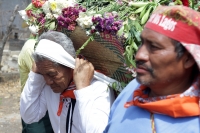 Domingo 17 de marzo del 2019. Tuxtla Gutiérrez. Los danzantes tradicionales Zoques durante la procesión de las Vírgenes que venera esta comunidad hacia el ejido de Copoya donde iniciaran festejos de la virgen de Candelaria.