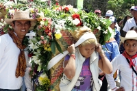 Domingo 17 de marzo del 2019. Tuxtla Gutiérrez. Los danzantes tradicionales Zoques durante la procesión de las Vírgenes que venera esta comunidad hacia el ejido de Copoya donde iniciaran festejos de la virgen de Candelaria.