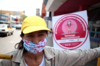 Lunes 6 de abril del 2020. Tuxtla Gutiérrez. DE varios colores, los cubre-boca se van volviendo parte cotidiana dentro de la vestimenta de los tuxtlecos, quienes con creatividad intentan sobre llevar la Fase dos de Propagación del Coronavirus en Chiapas