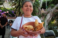 Viernes 2 de marzo del 2018. Tuxtla Gutiérrez. La flor de Cuchunuc. El arbusto conocido como cacahuananche florea en el mes de febrero dando una pequeña flor rosa y blanco. Esta flor es utilizada para elaborar algunos alimentos tradiconales por lo que d Viernes 2 de marzo del 2018. Tuxtla Gutiérrez. La flor de Cuchunuc. El arbusto conocido como cacahuananche florea en el mes de febrero dando una pequeña flor rosa y blanco. Esta flor es utilizada para elaborar algunos alimentos tradiconales por lo que d