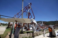 Jueves 7 de agosto del 2014. San Cristóbal de las Casas. El tornado F-0 (cero) del día de ayer presentó ráfagas de viento con más de 70 kilómetros por hora según autoridades de CONAGUA y se han contabilizado más de 400 viviendas afectadas, 40 árboles derr