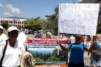 Martes 10 de marzo del 2015. Tuxtla Gutiérrez. Habitantes del Barrio Cuxtitali de San Cristóbal de las Casas llegan a la capital de Chiapas para exigir a la administración estatal y en el congreso local que sean resultas las demandas de agua potable y de 