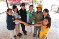 Miércoles 7 de marzo del 2018. Tuxtla Gutiérrez. Dí­a Internacional de la Mujer. El equipo formado por rescatistas, técnicos en urgencias, personal de monitoreo, policí­as y de comunicación del Sistema Municipal de Protección Civil formado por mujere