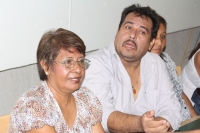 Lunes 22 de julio del 2012. Tuxtla Gutiérrez, Chiapas. Familiares de la joven violada en una comunidad de Venustiano Carranza hablan en conferencia de prensa esta mañana.