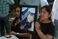 Jueves 19 de marz0 del 2020. Tuxtla Gutiérrez. Conferencia de prensa en la entrada del Instituto del Deporte en Chiapas, donde familiares de la joven fallecida en estas instalaciones hablan del caso a los medios de comunicación