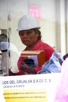 Martes 3 de mayo del 2016. Tuxtla Gutiérrez. Cales y Morteros de Chiapas cae en un desacato judicial al negarse a recibir a los fiscales ambientales quienes hoy se acercaron a las instalaciones cercanas al rio Grijalva.