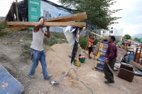 Martes 27 de mayo del 2014. Tuxtla Gutiérrez. Las fuerzas policiacas del estado de Chiapas acompañan el desalojo de los predios invadidos en las cercanías del fraccionamiento Vida Mejor y que los colonos denominan Colonia Manuel Velazco