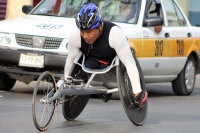 Domingo 29 de marzo del 2015. Tuxtla Gutiérrez. Los deportistas en la Avenida Central en este domingo de Gloria.