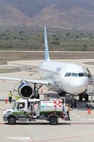 Viernes 1 de abril. El Eco-jet que utilizara desde este día bio-turbosina elaborada en el sureste de México llega esta mañana al Aeropuerto Internacional  de Chiapas desde la ciudad de México D.F.