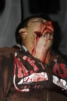 Fredy Martín Pérez.    Comitán, Chis; 3 de diciembre.- El joven ejecutado el viernes por la noche fue identificado como Luis Roberto Guillén Alfaro, de 22 años de edad y originario de Las Margaritas, informaron fuentes oficiales.  Las fuentes consultadas 