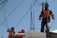 Jueves 22 de julio del 2020. Tuxtla Gutiérrez. Después de la lluvia del dÃa miércoles, los técnicos de CFE continúan trabajando para lograr recuperar el servicio eléctrico en el norte oriente de la ciudad Jueves 22 de julio del 2020. Tuxtla Gutiérrez. Después de la lluvia del dÃa miércoles, los técnicos de CFE continúan trabajando para lograr recuperar el servicio eléctrico en el norte oriente de la ciudad