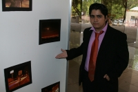Los jóvenes de la universidad del Valle de México presentan las exposición Enfoques como una muestra colectiva de la carrera de ciencias de la comunicación acompañados por los fotógrafos Alexis Sánchez y René Araujo.