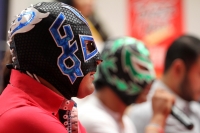 Jueves 26 de septiembre del 2013. Tuxtla Gutiérrez. Los organizadores de la Guerra de Leyendas 2 durante la rueda de prensa de esta semana se declararon listos para la función de lucha libre que se realizara en los siguientes dÃas. Jueves 26 de septiembre del 2013. Tuxtla Gutiérrez. Los organizadores de la Guerra de Leyendas 2 durante la rueda de prensa de esta semana se declararon listos para la función de lucha libre que se realizara en los siguientes dÃas.