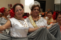 Jueves 25 de abril del 2019. Tuxtla Gutiérrez. Las ofrendas de Flor de Mayo son elaboradas por las hábiles manos de la comunidad tuxtleca durante las fiestas patronales de San Marcos.