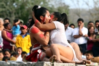 Lunes 19 de marzo del 2012. Representación maya recibe el equinoccio en Tenam Puente.