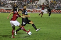 Sábado 31 de agosto del 2013. Tuxtla Gutiérrez. Bajo una intensa lluvia da inicio el partido de Jaguares recibiendo los Xolos de Tijuana.