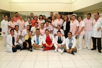 Domingo 7 de octubre del 2018. Tuxtla Gutiérrez. Estefanie, joven con leucemia celebra sus XV años con su familia, niños internos y doctores en el Hospital de Especialidades Pediátricas de Chiapas