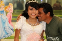 Domingo 7 de octubre del 2018. Tuxtla Gutiérrez. Estefanie, joven con leucemia celebra sus XV años con su familia, niños internos y doctores en el Hospital de Especialidades Pediátricas de Chiapas Domingo 7 de octubre del 2018. Tuxtla Gutiérrez. Estefanie, joven con leucemia celebra sus XV años con su familia, niños internos y doctores en el Hospital de Especialidades Pediátricas de Chiapas