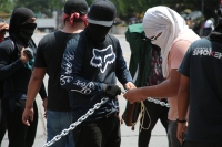 20231006. Tuxtla. Protesta de estudiantes normalistas en el centro de la ciudad.