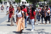 Miércoles 13 de marzo del 2019. Tuxtla Gutiérrez. Estudiantes continúan manifestándose en las entradas del edificio del gobierno chiapaneco Miércoles 13 de marzo del 2019. Tuxtla Gutiérrez. Estudiantes continúan manifestándose en las entradas del edificio del gobierno chiapaneco