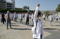 20210204. Tuxtla G. Estudiantes de medicina esperan respuestas sobre la muerte de Mariana y anuncias nuevas movilizaciones en Chiapas