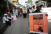 Miércoles 29 de septiembre. Campesinos de organizaciones sociales marchan este medio día en la avenida central de esta ciudad para protestar por las altas tarifas de los servicios públicos en la entidad y llaman a la movilización para un paro general el 2