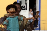 Sábado 27 de agosto del 2016. Tuxtla Gutiérrez. La obra de teatro De Amor, Desamor y Otras Desgracias de la compañía Tres Son Pocos continua el Festival Internacional de Teatro Independiente “Otra latitud” que se lleva a cabo en la capital del estado de C