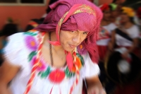 Febrero 2 de 2014. Copoya. Danza Zoque en la casa del Presidente de la Junta de Festejos de Copoya durante las celebraciones de la Virgen de Candelaria la cual no se realiza dentro de la parroquia en la escisión de la iglesia y el grupo tradicional por el