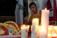 Lunes 14 de mayo del 2018. Tuxtla Gutiérrez. El culto a la muerte se realiza con fervor religioso durante las festividades de San Pascualito el cual es celebrado durante esta semana en la ermita de este Santo Patrón de la comunidad Zoque en la capital d
