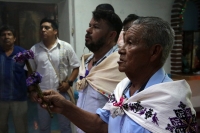 20230715. Tuxtla. Ceremonia tradicional donde es confirmado el nuevo cargo de prioste al maestro Gonzalo Gurria de la Priosteria de la Ermita de Cerrito.