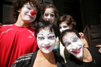 EL GRUPO DE TEATRO fREDERICK; CIRCO MAROMA Y TEATRO EN LA PLAZUELA DEL BARRIO DE MEXICANOS ESTA MAÑANA