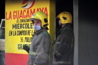 Martes 30 de junio del 2020. Tuxtla Gutiérrez. Una fuga de gas provoca una fuerte explosión en una rosticería en el oriente norte de la ciudad. Dos personas resultaron con quemaduras y fueron trasladadas al hospital Gómez Maza