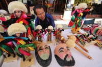 Sábado 15 de marzo del 2014. Chiapa de Corzo. Artesanías, muestra gastronómica tradicional y músicos de marimba acompañan los eventos culturales del Festival del Rio Grande donde varios ponentes disertan sobre la historia y cultura de la importancia del r