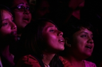 Especial los chavos en el concierto