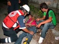 Colonia Las Águilas Calle Aguiluchos    01:00hrs        Ulises Trujillo León de 17 años resulto con probable fractura en pierna derecha y golpes y mordidas en distintas parte del cuerpo, al ser agredido a pedradas por sujetos que se dieron a la fuga.  Tru