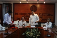 Miércoles 21 de marzo del 2012. La formula Gleason-Siman entregan la solicitud de registro ante el IFE.