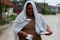 Martes 3 de junio del 2014. Arriaga, Chiapas. Familias de las pescaderÃas de la costa chiapaneca, esperan que las lluvias se incrementen en las próximas horas, esto a pesar de que las autoridades de Protección Civil continúan alertando sobre el riesgo de Martes 3 de junio del 2014. Arriaga, Chiapas. Familias de las pescaderÃas de la costa chiapaneca, esperan que las lluvias se incrementen en las próximas horas, esto a pesar de que las autoridades de Protección Civil continúan alertando sobre el riesgo de