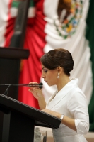 Jueves 13 de enero. Continúa la glosa del informe de gobierno esta mañana. En la imagen Esther Almazan en la tribuna.