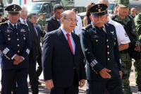 Domingo 19 de febrero del 2017. Berriozábal, Chiapas. Elementos castrenses durante las Celebraciones del CIV aniversario de la creación del ejército Mexicano en las instalaciones del Campo Militar 31-C El Sabino. En la imagen el Secretario de Gobierno de 